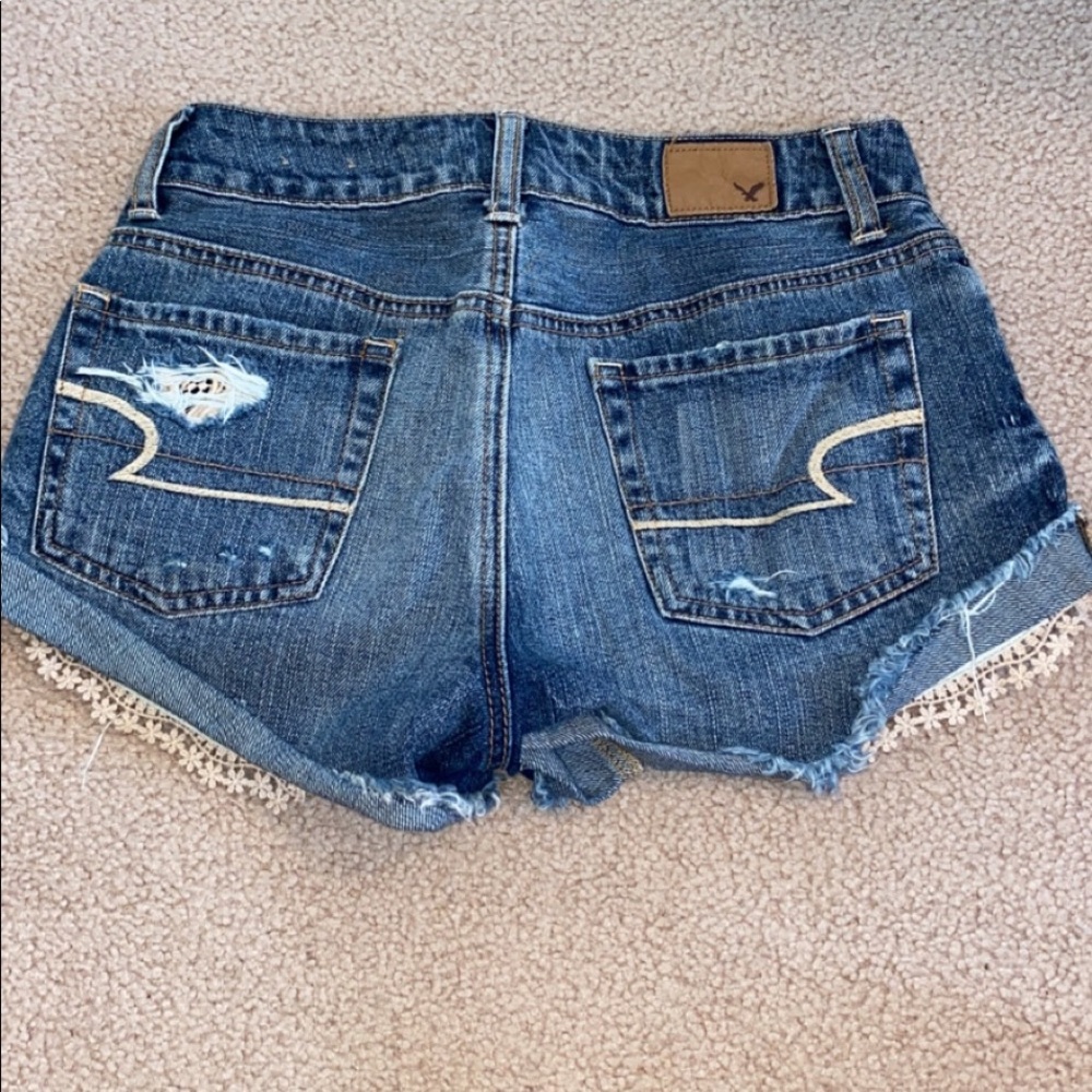Lace Pockets Jean Shorts